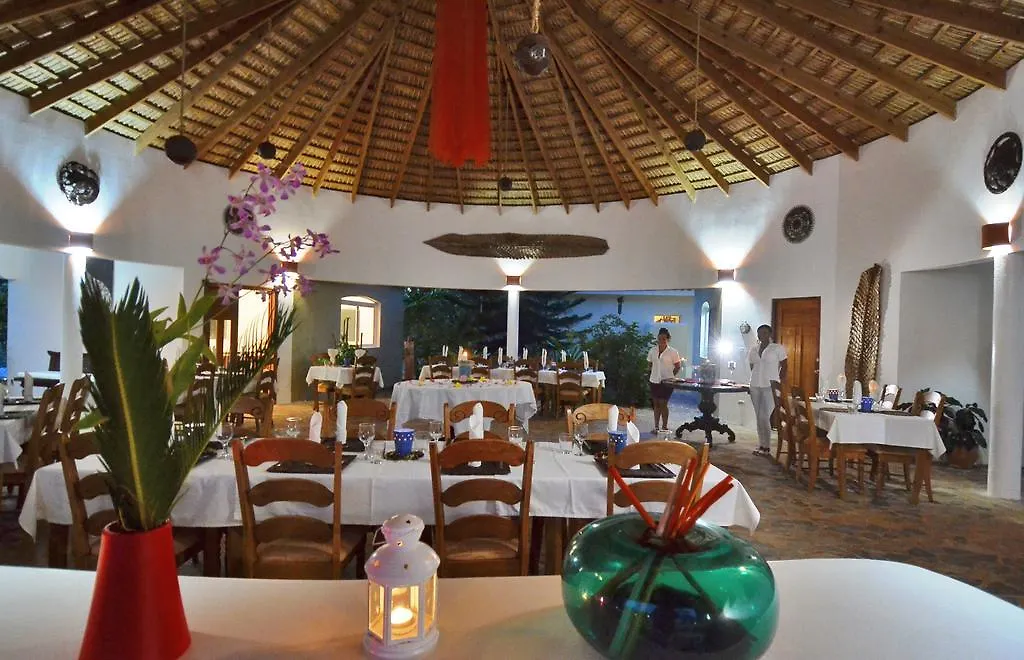 Baoba Beach Cabrera 3*,